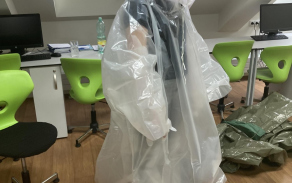 Oblékání do protichemického oděvu